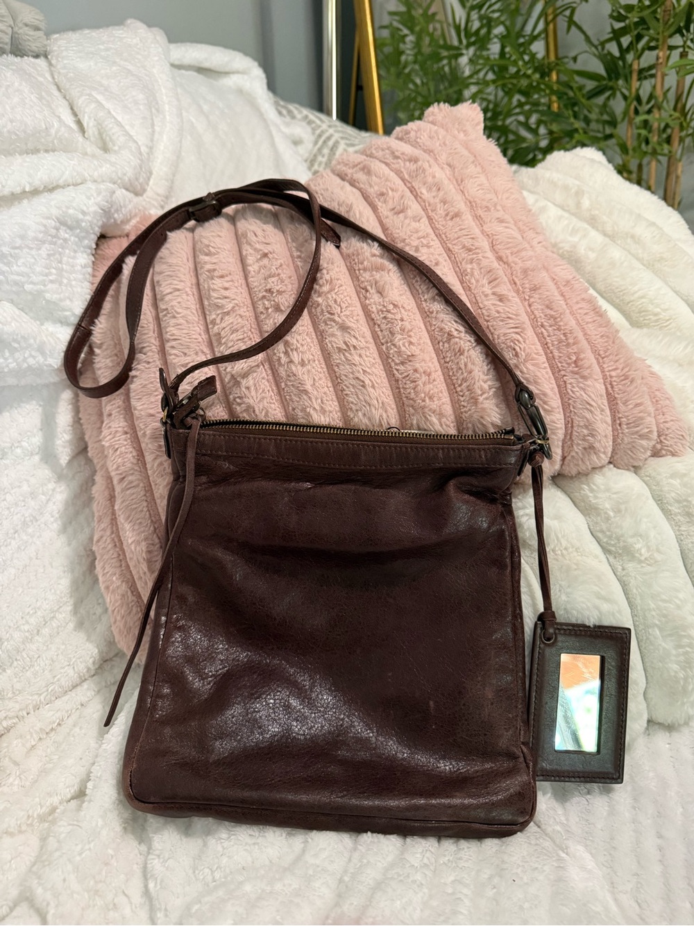 Balenciaga Arena Classic Dark Brown Leather Crossbody Bag Full set - Picture 2 of 6